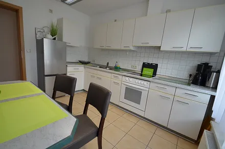 Küche mit Sitzbereich