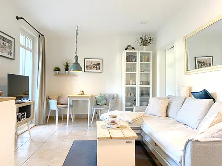 Das Wohnzimmer Blickrichtung Essbereich