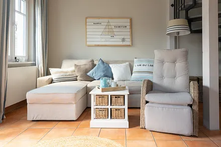 Alles bequem, auch die Schlafcouch.