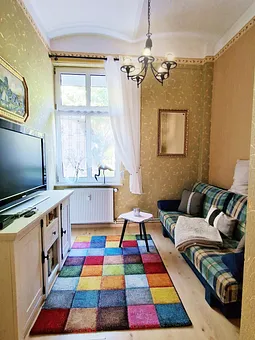 kleine Wohnstube mit Schlafsofa