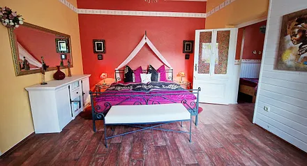 großes Schlafzimmer