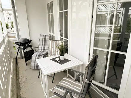 Balkon mit kleiner Grillmöglichkeit