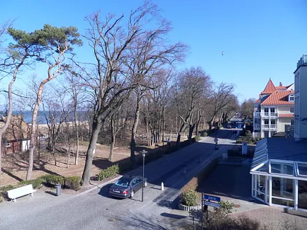 Blick vom Balkon, Ostseeallee Richtung Kühlungsborn Ost