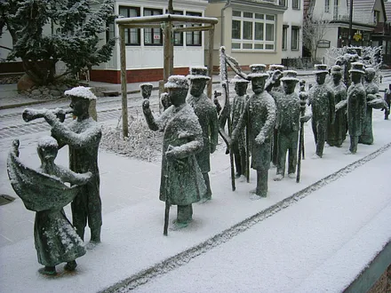 Warnemünder Umgang - Figurengruppe