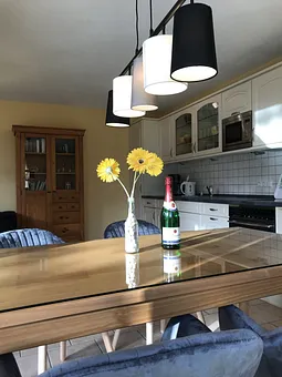 Essbereich mit Küchenzeile