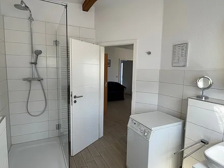 FW1, Waschmaschine im Bad