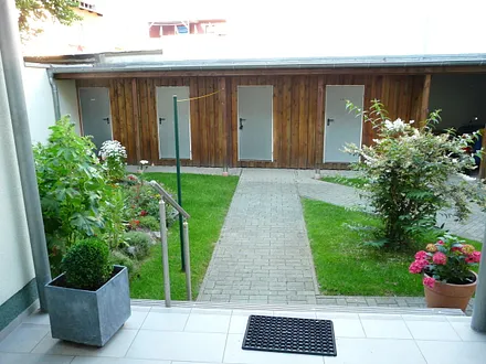 FW3, 1. Etage, 2 überdachte Balkone