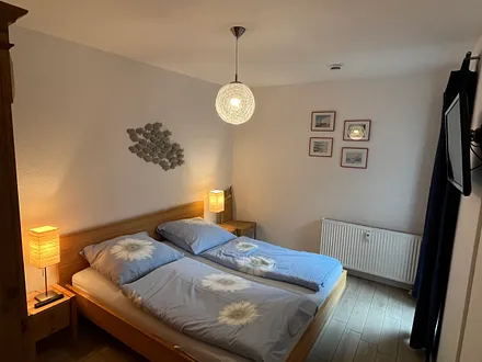 FW3, Schlafzimmer mit Fernseher