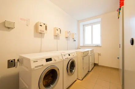 Hauswirtschaftsraum im Untergeschoss