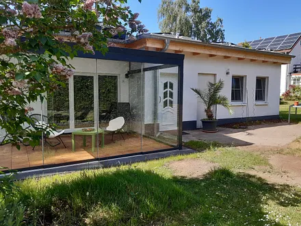 Außenansucht mit Grün