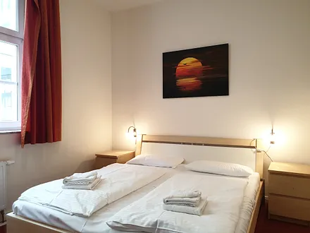 Schlafzimmer 2
