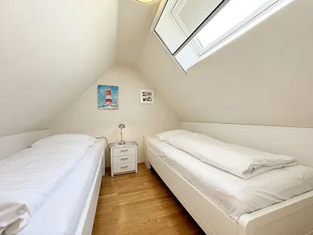 2. Schlafzimmer mit 2 Einzelbetten