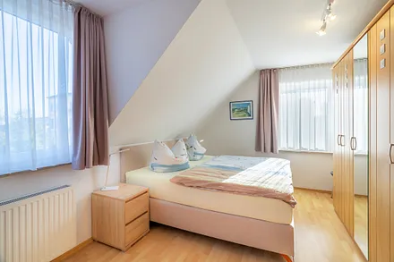 1. Schlafzimmer
