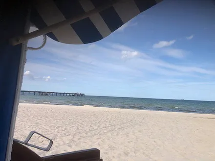 eigener Strandkorb in der 1. Reihe, saisonal 