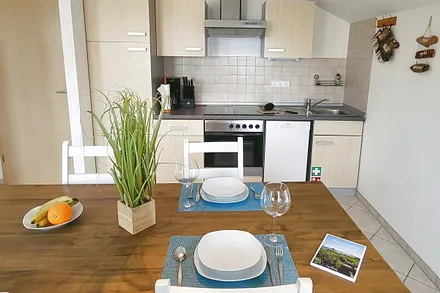 Küche mit Essbereich