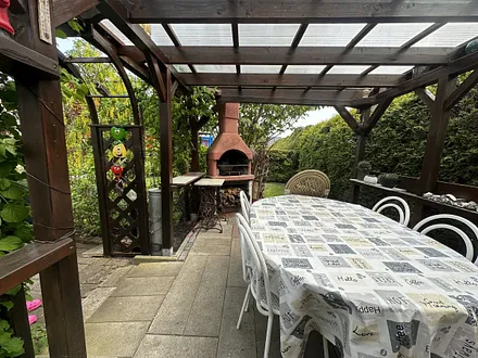 überdachter Grillplatz