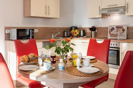 Küche mit Essbereich