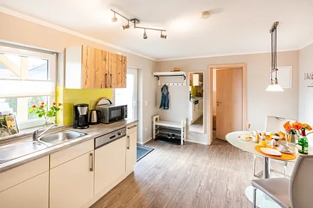 Küche mit Essbereich