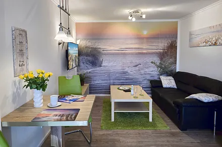 Wohnzimmer mit Essbereich