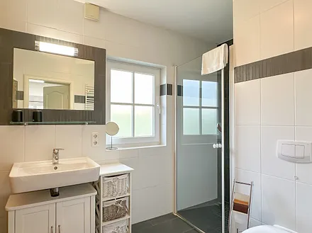 Bad mit Sauna Erdgeschoß