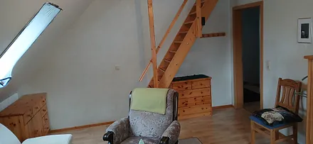 Fewo Eingang und Treppe zum Schlafraum
