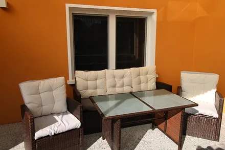 überdachte Terrasse