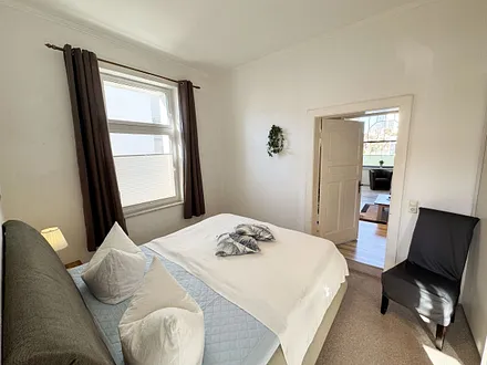 2.Schlafzimmer mit Doppelbett