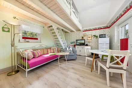 Blick in das Wohnzimmer.