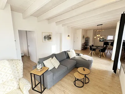 großzügiger Wohnbereich