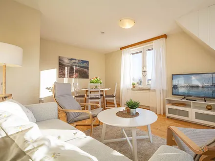 Der helle freundliche Wohnraum