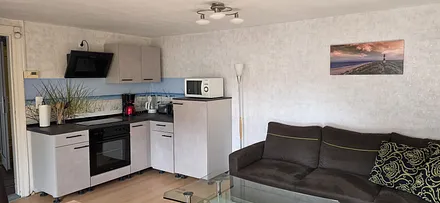 Wohnzimmer mit Küchenzeile