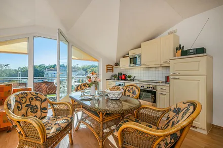 Wohnbereich mit Küchenzeile