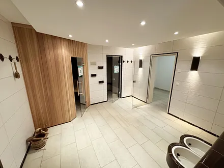 Wellnessbereich im Untergeschoss des Hauses