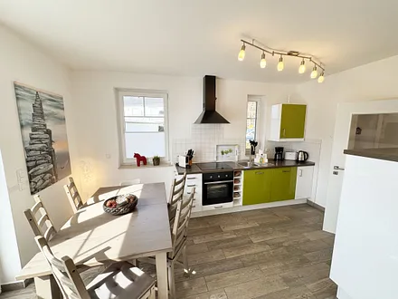 Essbereich mit Küchenzeile