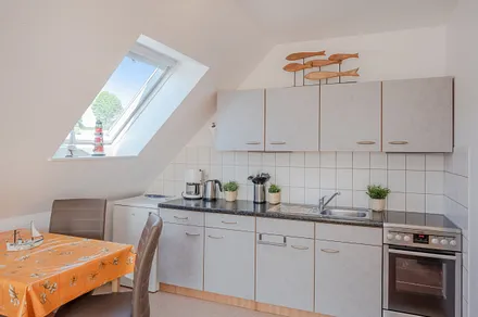 Küchenzeile mit Eßbereich 