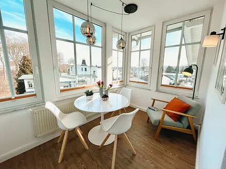 Erkerzimmer mit Blick über Bansin