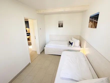 1. Schlafzimmer mit 2 Einzelbetten