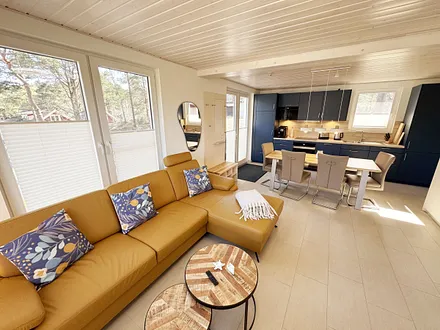 gemütlicher Wohnbereich mit Couch