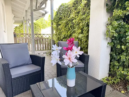 Terrasse mit Bestuhlung