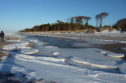 Weststrand mit Schnee