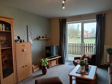 Wohnzimmer mit Schrankwand