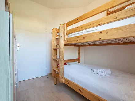 Das zweite Schlafzimmer mit Etagenbett