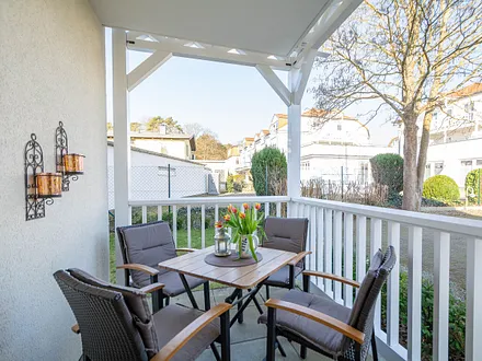 Die möblierte Terrasse