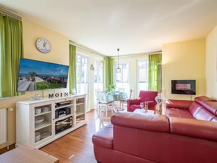 Der helle offene Wohnbereich