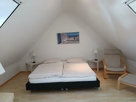 2. Schlafzimmer in der ersten Etage der Wohnung