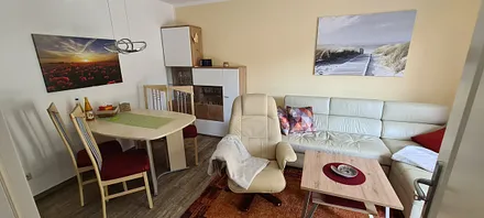 Wohnbereich mit Esstisch