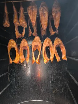 Frischer Räucherfisch 