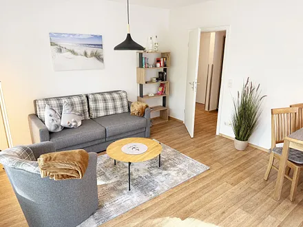 Wohnbereich mit gemütlicher Couch