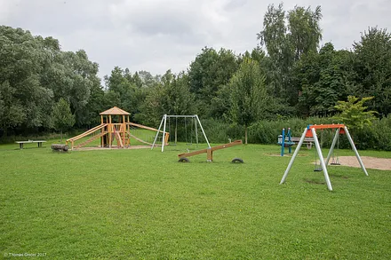 Kinderspielplatz innerhalb der Anlage Urlauberdorf