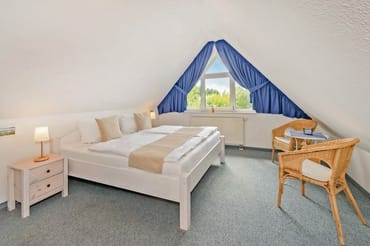 2. Schlafzimmer